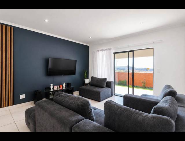 3 BEDROOM TOWNHOUSE FOR SALE IN GOLDEN FIELDS ESTATE